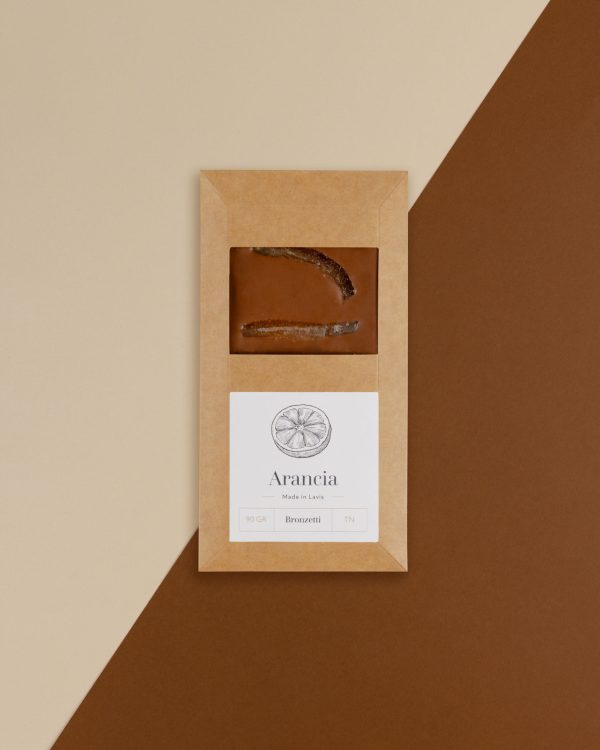Cioccolato al latte all'arancio